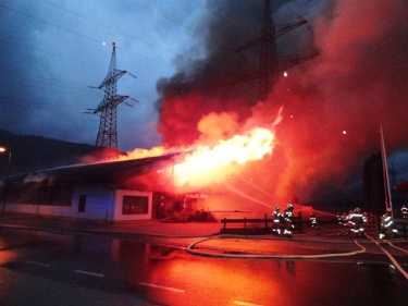 Großbrand in einer Kapruner Tischlerei