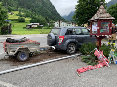 08.06.2019 Aufräumarbeiten nach Verkehrsunfall